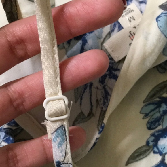 🌻HOST PICK🌻Floral Cold Shoulder Top - Picture 6 of 7